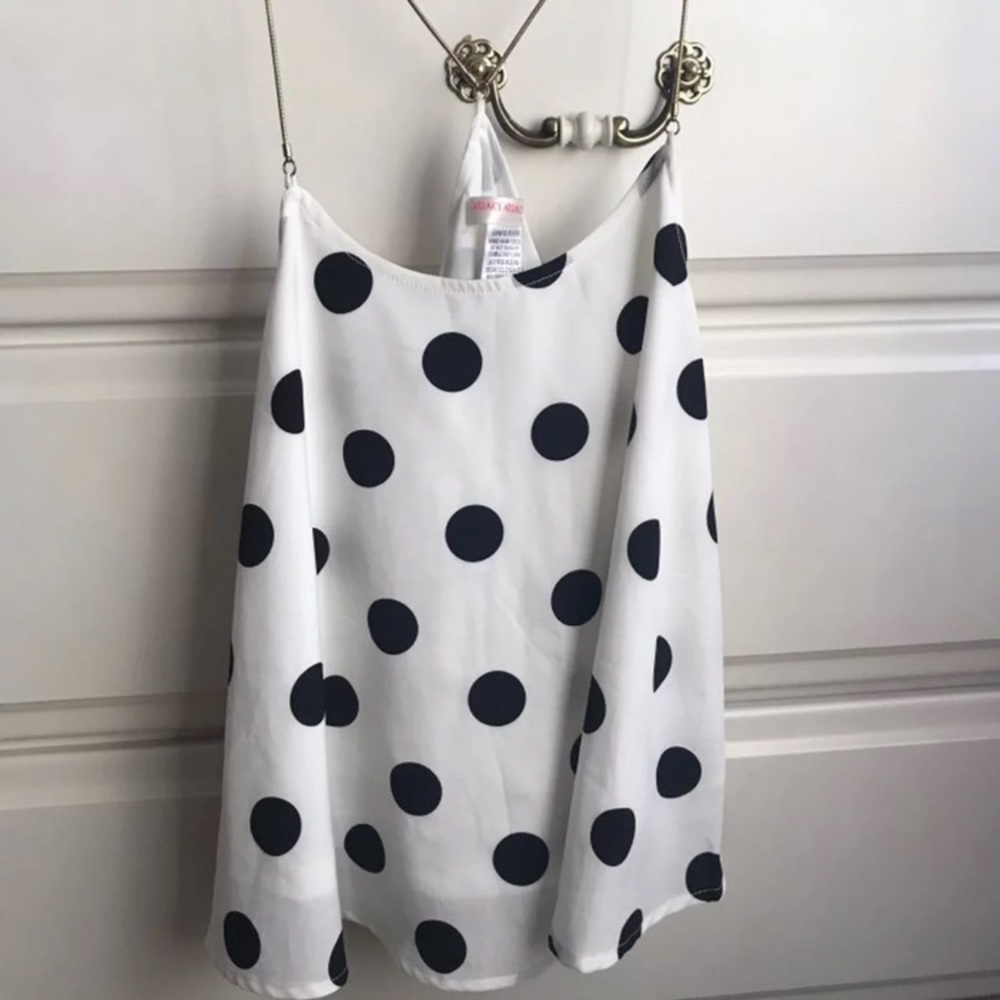 ⚡️White Dressy Tank w/ Black Polka Dots